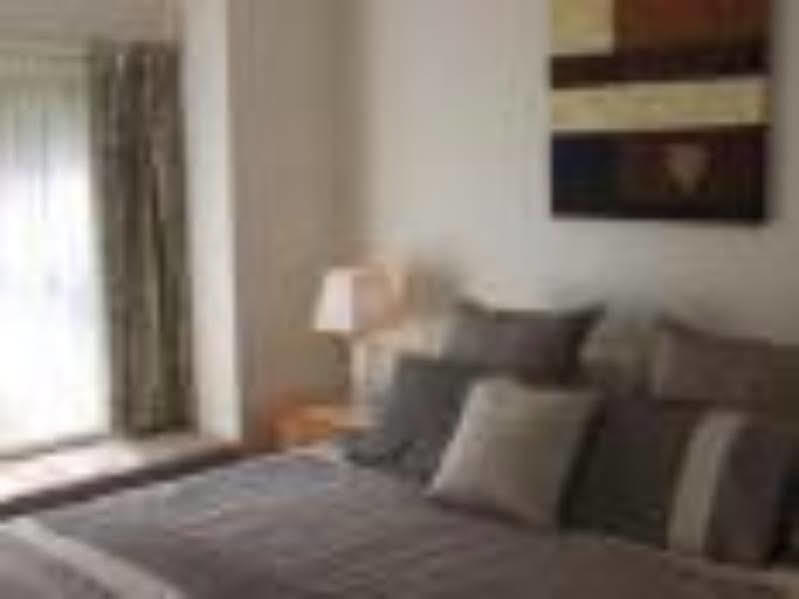 The Birch House - Silver Birches Accommodation Bright Eksteriør bilde